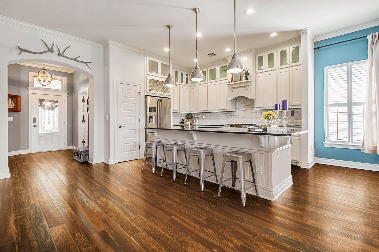 More About Lacquered Wood