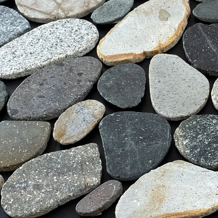 Exotic Loose Pebbles