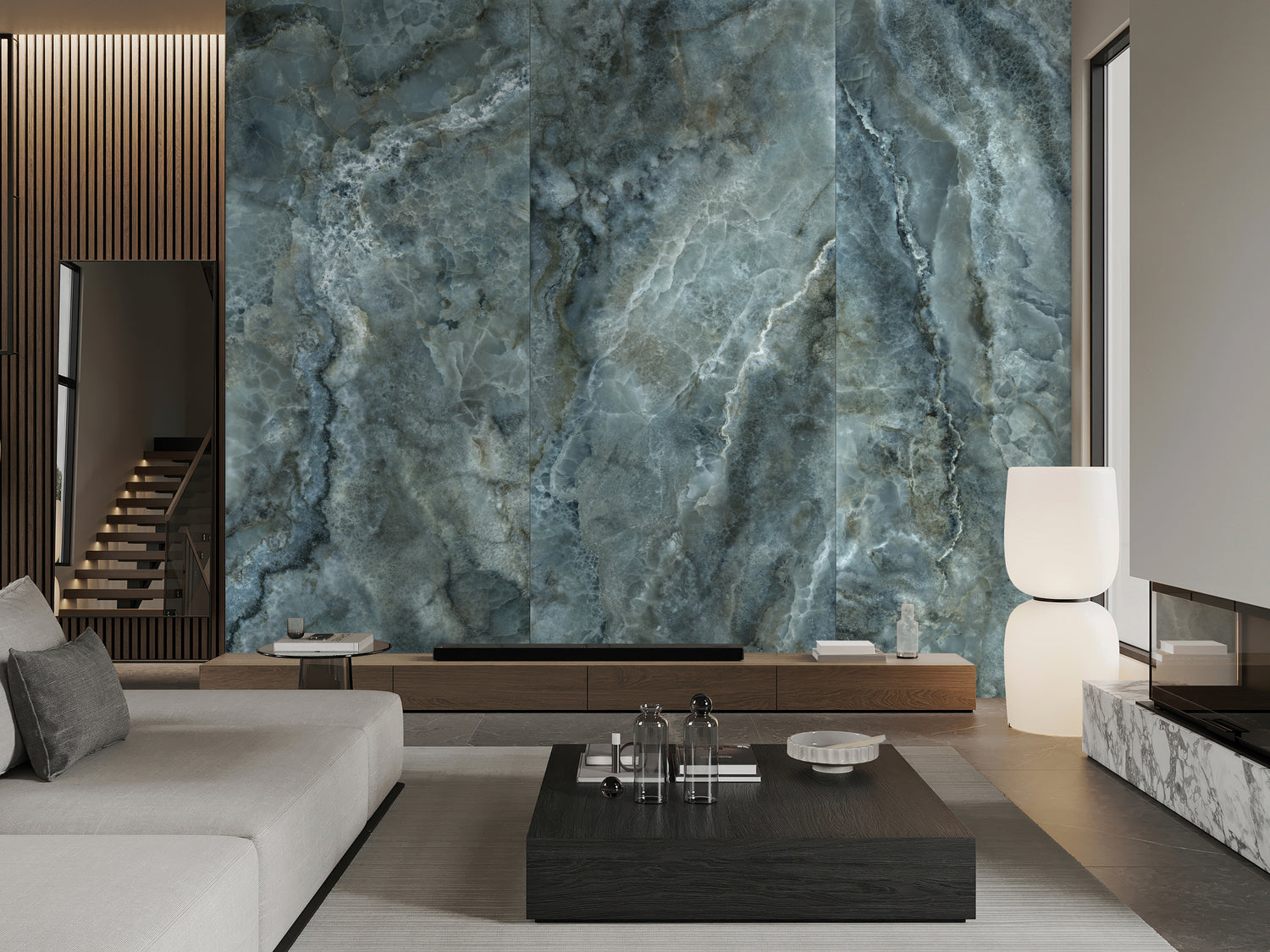 More About Onice Allure